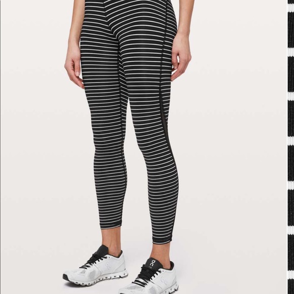 Lululemon Striped Train Times 25” - Picture 1 of 6